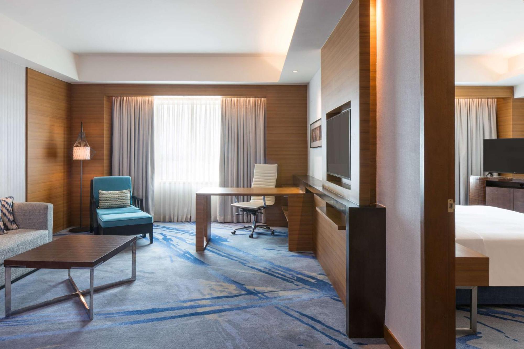 Suite with Lounge access - Harbor View,1407666215:JPEG